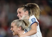 开云体育登录-英格兰队逆转瑞典队，波尔扛起全队